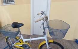 bici simil graziella rubata